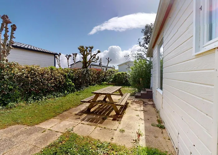 펜션 Le De L Auzance - Piscine & 브렘 쉬르 메르