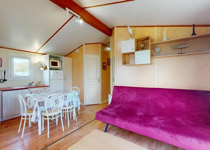 Le De L Auzance - Piscine & Prázdninový dům Brem Sur Mer